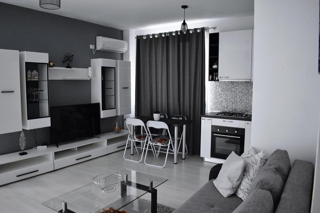 Etalon Airport Apartments Otopeni Eksteriør bilde